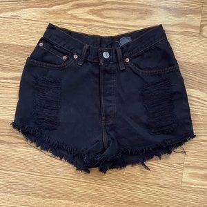Vintage Levi’s 501 distressed shorts size S  24”